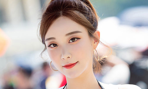 在家游戏赚钱,自媒体人的新职业选择 在家游戏赚钱,自媒体人的新职业选择